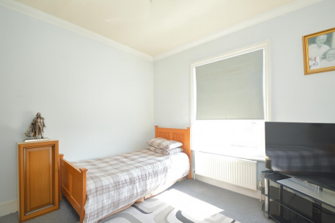 Bed2NEW.PNG