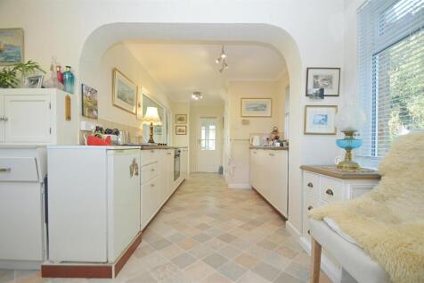 resizedKitchen5.jpg