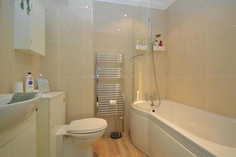 resizedBathroom.jpg