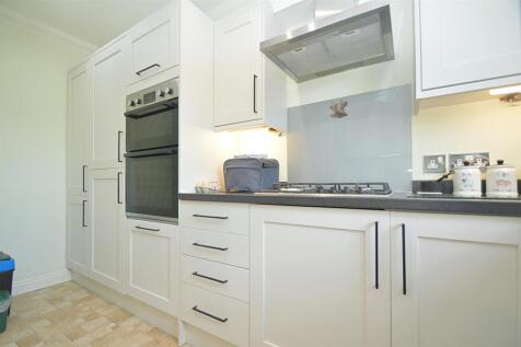 resizedKitchen2.jpg