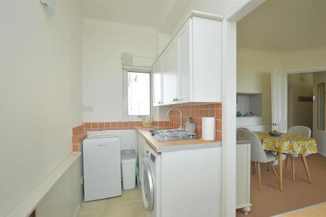 resizedKitchen2.jpg