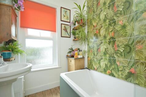 resizedBathroom.jpg