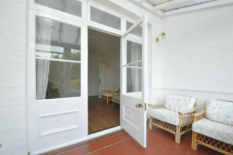 resizedSunRoom2.png
