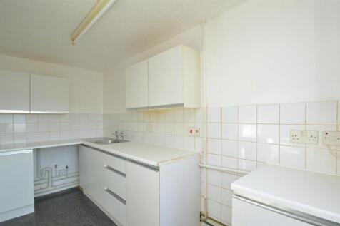 resizedKitchen1.jpg
