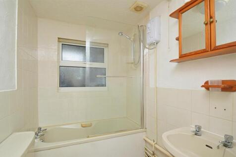 resizedBathroom.jpg