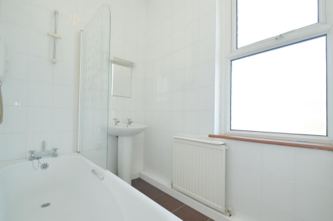 BathroomNEW.PNG