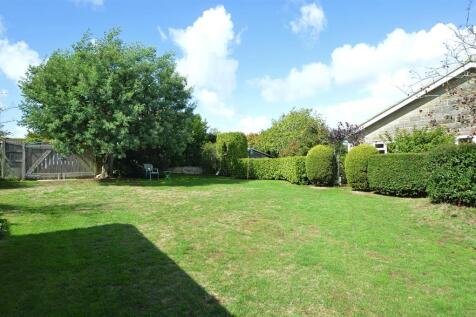 resizedSideGarden3.jpg