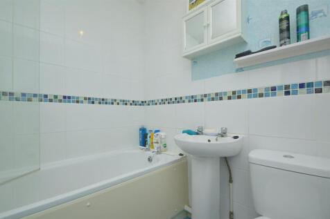 resizedBathroom.jpg