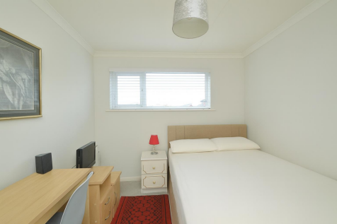 Bed2NEW.PNG