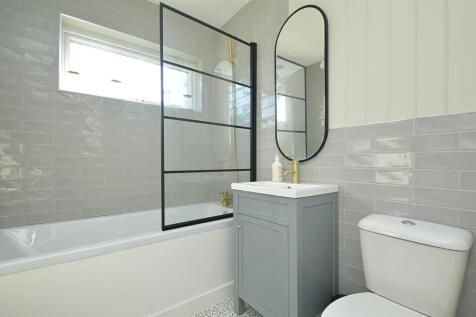 resizedBathroom.jpg