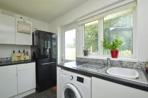 resizedKitchen2.jpg