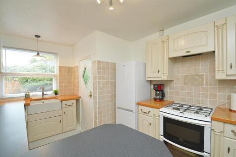 resizedKitchen2.jpg