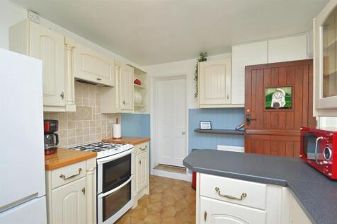 resizedKitchen3.jpg