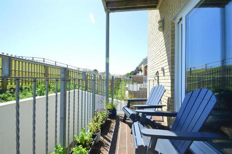 resizedBalcony1.jpg