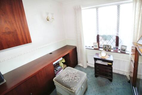 Bedroom 3/Office