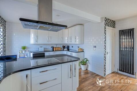 Kitchen 4.jpg