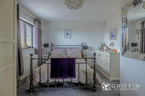 Bedroom 1 2nd.jpg
