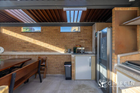 Outbuilding