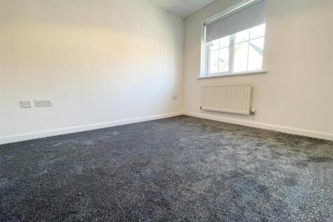 bedroom1.jpg