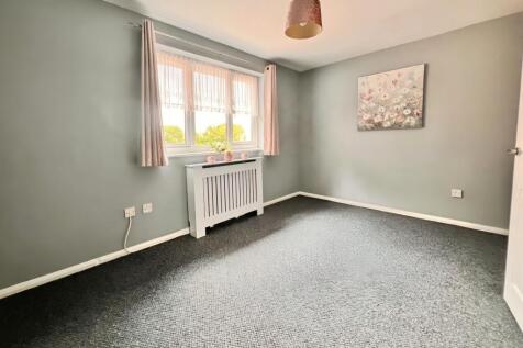 c61d6bf5bedroom1