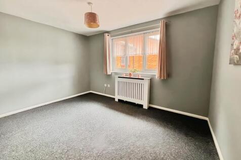 c6ca3db2bedroom4