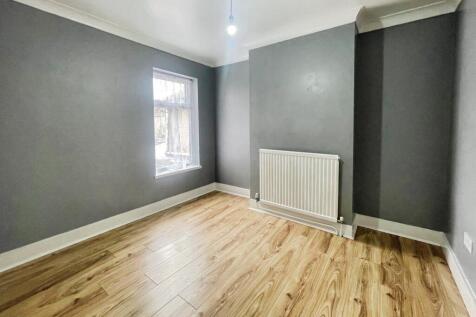 2824d9b5bedroom202