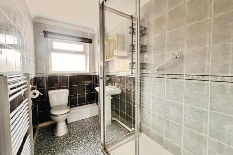 390f3337bathroom