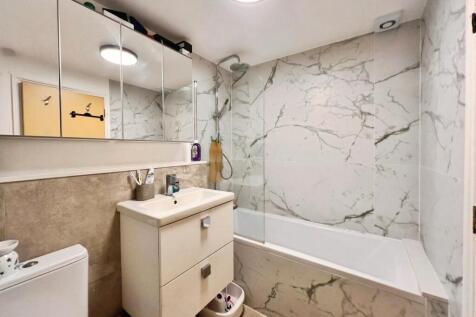 3b909e65ensuite