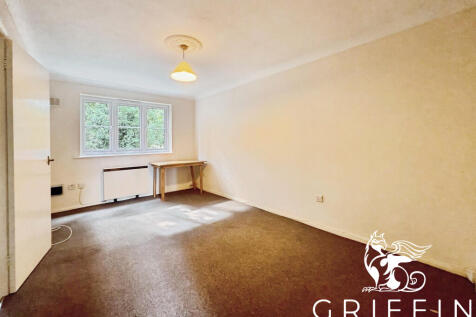 674b31adliving20room1