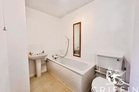 638aade8bathroom