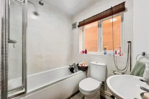 ef0546dbbathroom