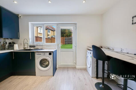 2p1976145p1976149maxstephensonsconflictedcopy202510191