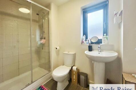 Ensuite Bedroom One