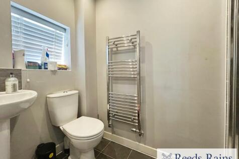 Bedroom One Ensuite