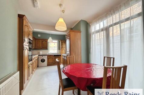 Kitchen Dining Room