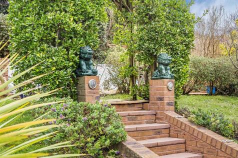 Property Image 36