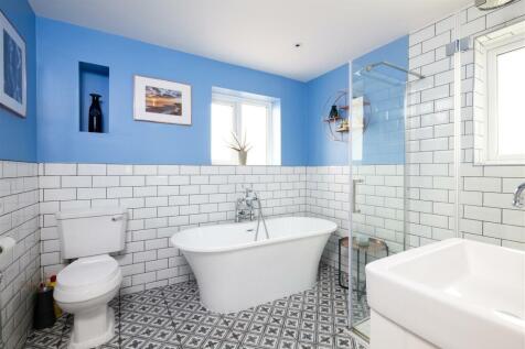 Family Bathroom/WC
