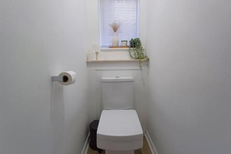 Separate WC