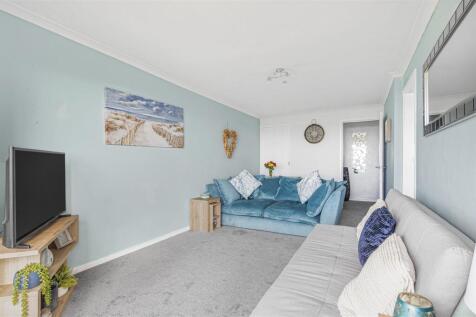 Lounge / Dining Room