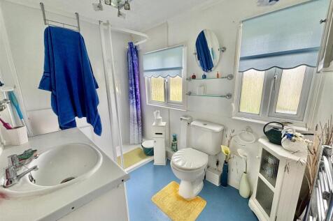 Shower Room/WC
