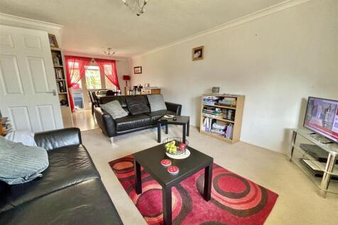 Lounge / Dining Room