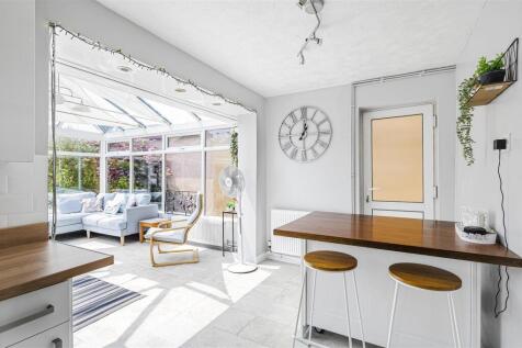 Kitchen/Conservatory
