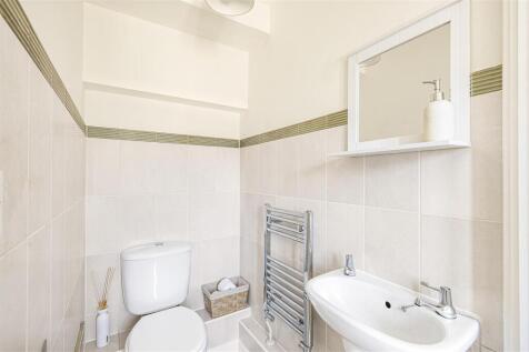 Cloakroom/WC