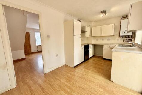 Kitchen / Breakfast Room