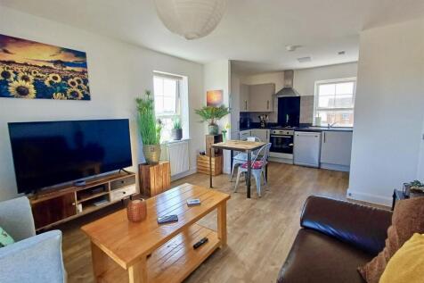 Open Plan Lounge/Diner