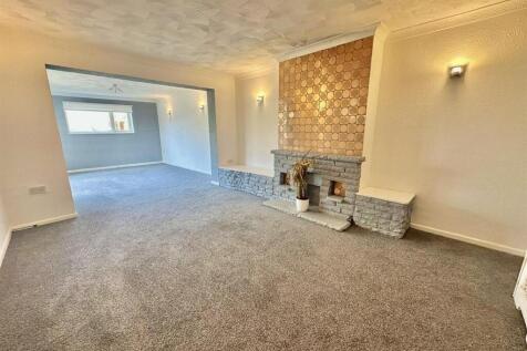 Lounge Dining Room