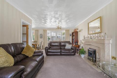 Lounge Dining Room