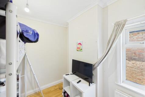 CAM04578G0-PR0012...