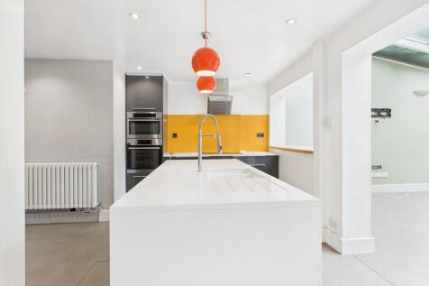 CAM04578G0-PR0030...