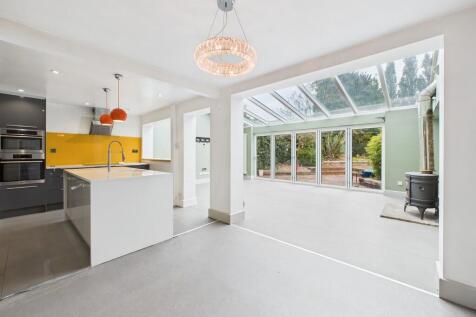 CAM04578G0-PR0030...